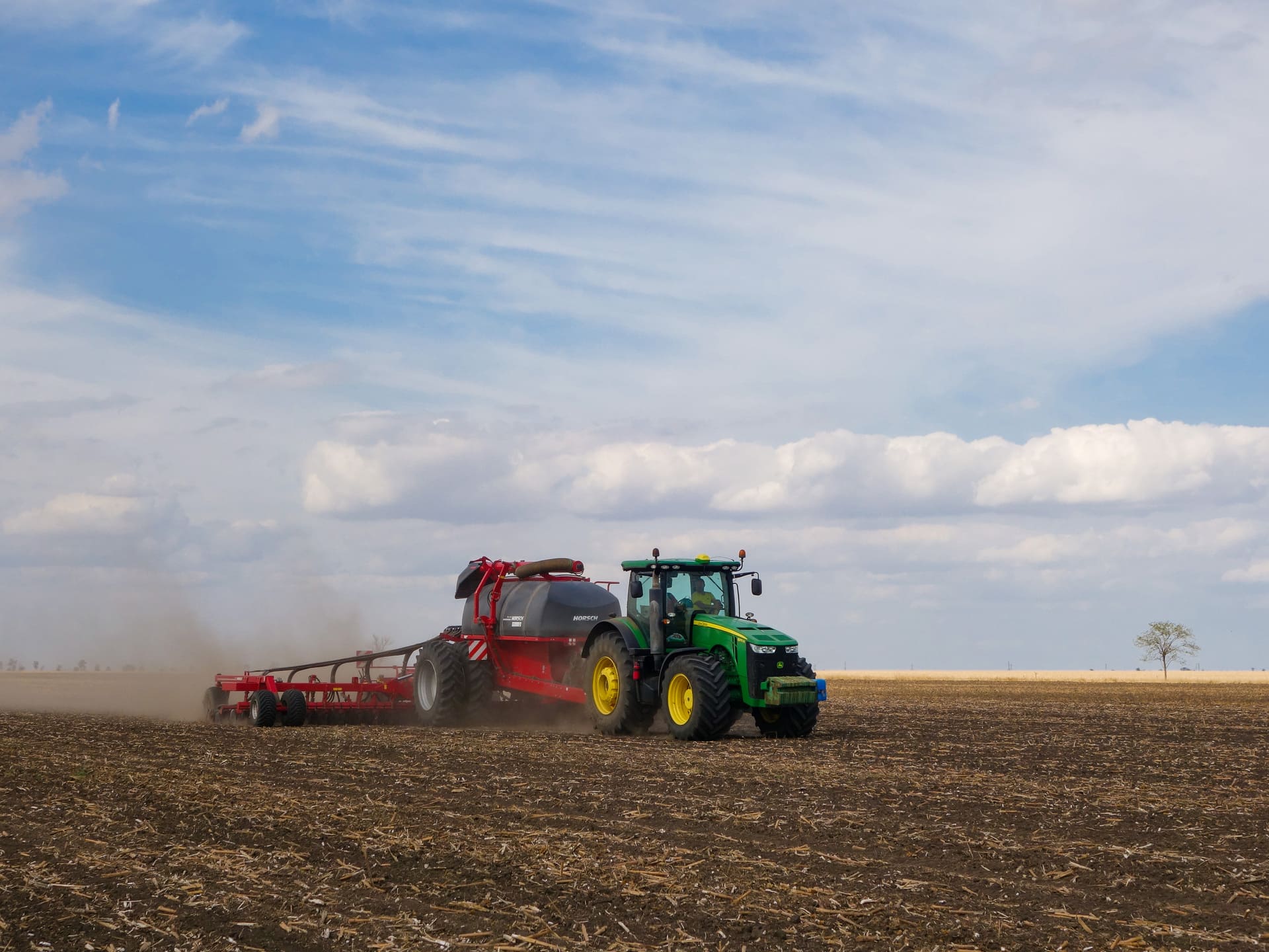 В ГОСПОДАРСТВАХ TEKOM AGRO GROUP СТАРТУВАЛА ПОСІВНА ОЗИМОЇ ПШЕНИЦІ ПІД ВРОЖАЙ-2026